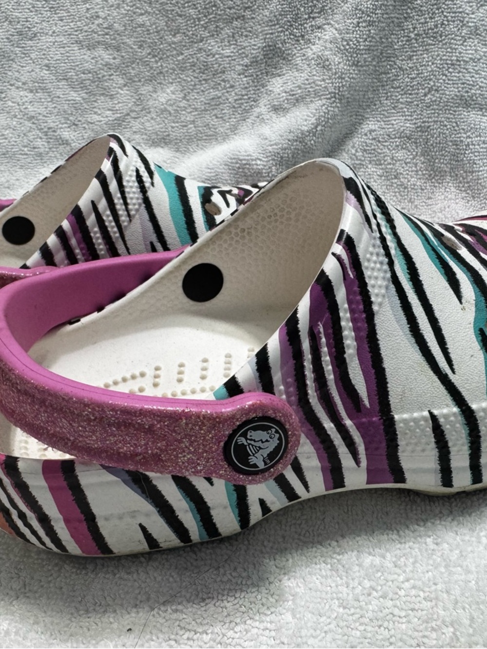 CROCS Kids White Zebra Print Clogs with Pink Strap and Multicolor Stripes - Picture 2 of 5